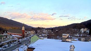 Weather camera view of Line Mountain ES Trevorton.