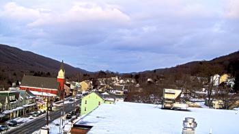 Weather camera view of Line Mountain ES Trevorton.