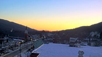 Weather camera view of Line Mountain ES Trevorton.