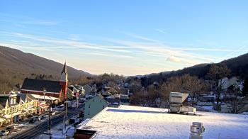 Weather camera view of Line Mountain ES Trevorton.