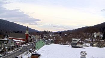 Weather camera view of Line Mountain ES Trevorton.