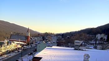 Weather camera view of Line Mountain ES Trevorton.