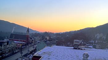 Weather camera view of Line Mountain ES Trevorton.