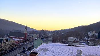 Weather camera view of Line Mountain ES Trevorton.