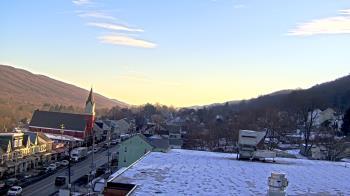 Weather camera view of Line Mountain ES Trevorton.