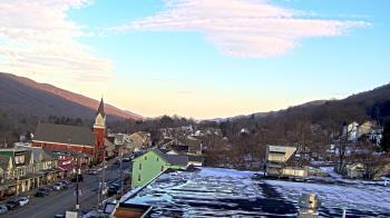 Weather camera view of Line Mountain ES Trevorton.