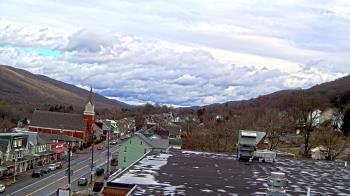 Weather camera view of Line Mountain ES Trevorton.