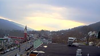 Weather camera view of Line Mountain ES Trevorton.