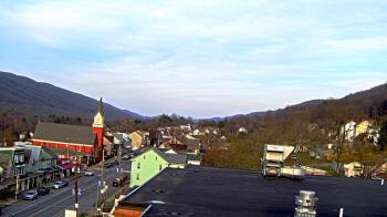 Weather camera view of Line Mountain ES Trevorton.