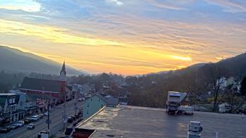 Weather camera view of Line Mountain ES Trevorton.