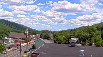 Weather camera view of Line Mountain ES Trevorton.
