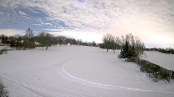 Weather camera view of Village Links of Glen Ellyn.