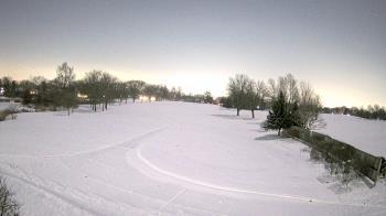 Weather camera view of Village Links of Glen Ellyn.