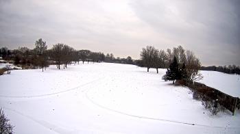 Weather camera view of Village Links of Glen Ellyn.