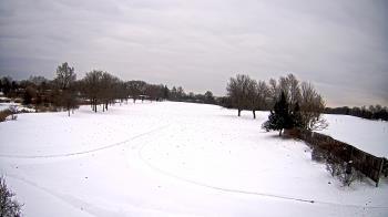 Weather camera view of Village Links of Glen Ellyn.
