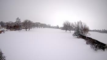 Weather camera view of Village Links of Glen Ellyn.