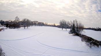 Weather camera view of Village Links of Glen Ellyn.