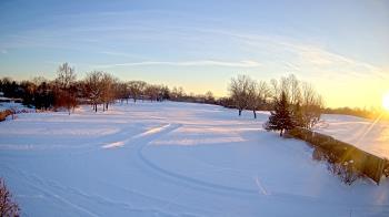 Weather camera view of Village Links of Glen Ellyn.