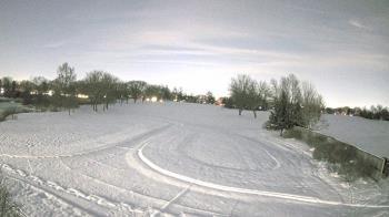 Weather camera view of Village Links of Glen Ellyn.