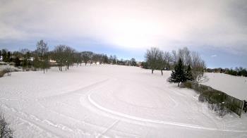 Weather camera view of Village Links of Glen Ellyn.