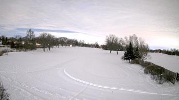 Weather camera view of Village Links of Glen Ellyn.