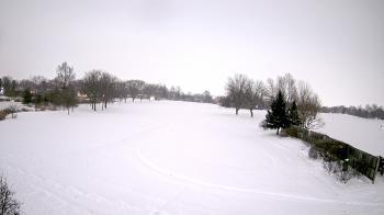 Weather camera view of Village Links of Glen Ellyn.