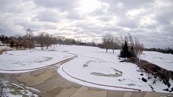 Weather camera view of Village Links of Glen Ellyn.