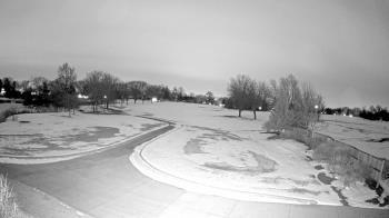 Weather camera view of Village Links of Glen Ellyn.