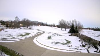 Weather camera view of Village Links of Glen Ellyn.