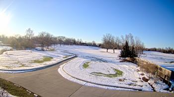 Weather camera view of Village Links of Glen Ellyn.