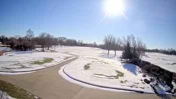 Weather camera view of Village Links of Glen Ellyn.