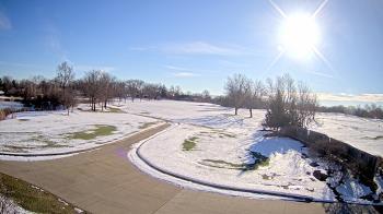 Weather camera view of Village Links of Glen Ellyn.