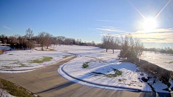 Weather camera view of Village Links of Glen Ellyn.
