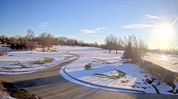Weather camera view of Village Links of Glen Ellyn.