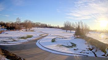 Weather camera view of Village Links of Glen Ellyn.