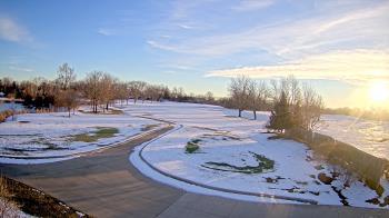 Weather camera view of Village Links of Glen Ellyn.