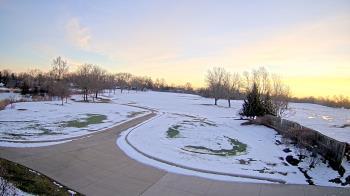 Weather camera view of Village Links of Glen Ellyn.