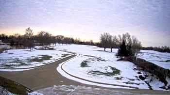 Weather camera view of Village Links of Glen Ellyn.