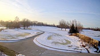 Weather camera view of Village Links of Glen Ellyn.