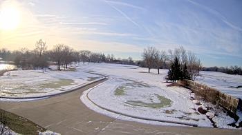 Weather camera view of Village Links of Glen Ellyn.