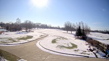 Weather camera view of Village Links of Glen Ellyn.