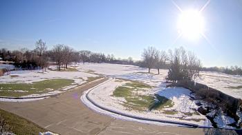 Weather camera view of Village Links of Glen Ellyn.