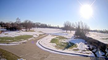 Weather camera view of Village Links of Glen Ellyn.
