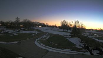 Weather camera view of Village Links of Glen Ellyn.