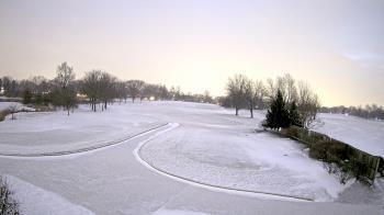 Weather camera view of Village Links of Glen Ellyn.