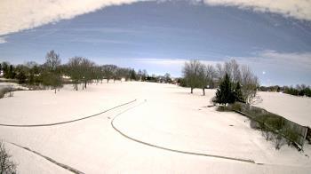 Weather camera view of Village Links of Glen Ellyn.