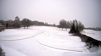 Weather camera view of Village Links of Glen Ellyn.