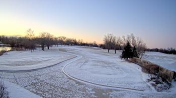Weather camera view of Village Links of Glen Ellyn.