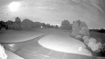 Weather camera view of Village Links of Glen Ellyn.