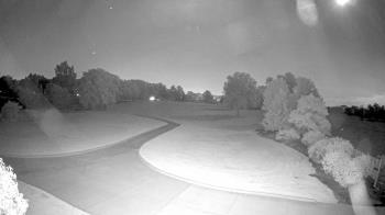 Weather camera view of Village Links of Glen Ellyn.